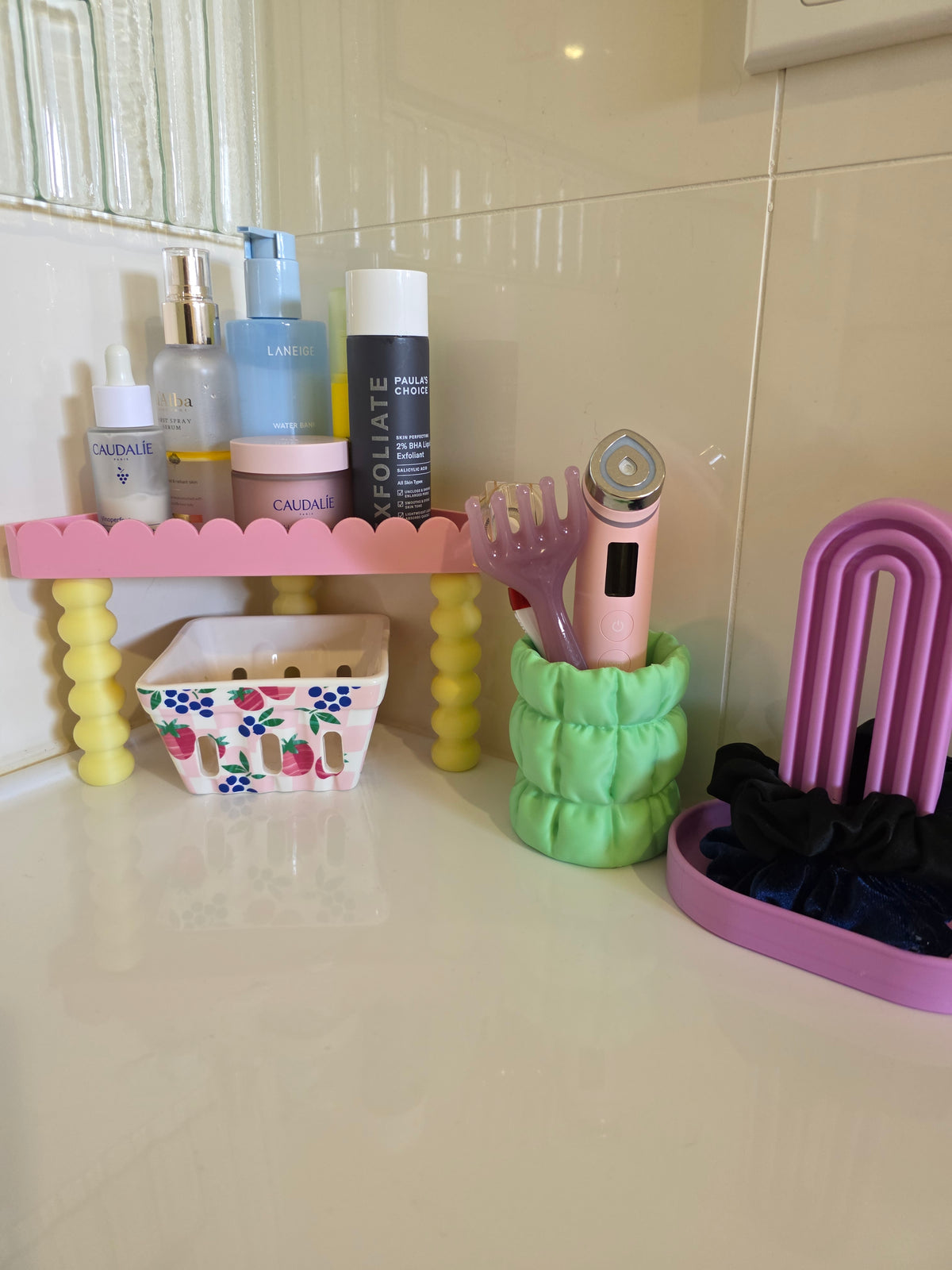 Makeup stand and holder, 3D printed in PLA Matte Pastel Pink, PLA Matte Pastel Yellow, PLA Matte Green and PLA Matte Purple